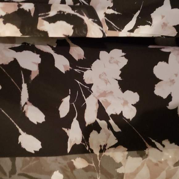 Floral Maxi Dress - Picture 2 of 2